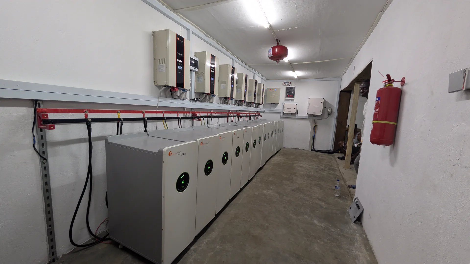 Commercial battery bank and inverter installation